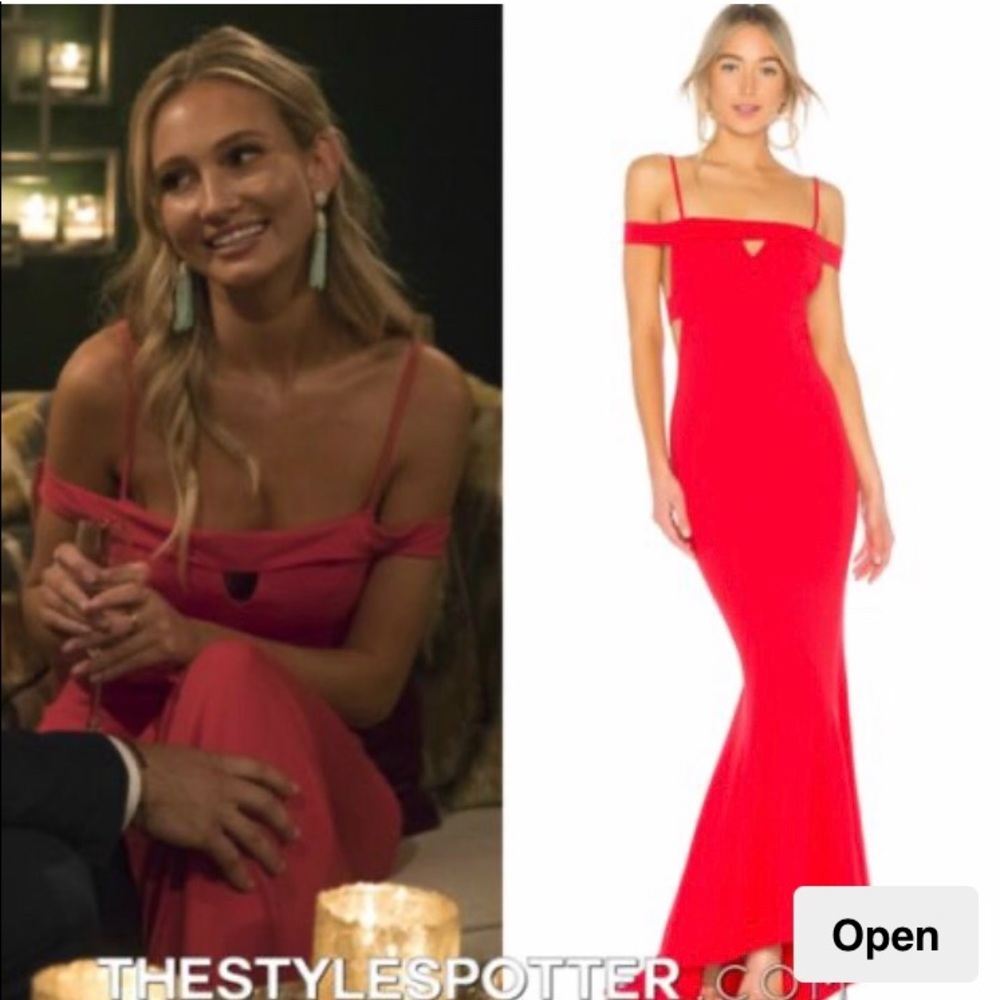 NWT gorgeous red lovers & friends cece gown